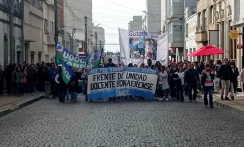 Marcha de docentes en Tandil